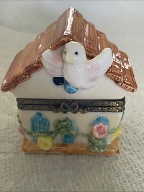 Trinket box